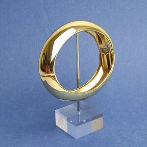Oval Gold Tone Hinge Cuff Clamper Bracelet Casual Fashion Minimalist Cocktail